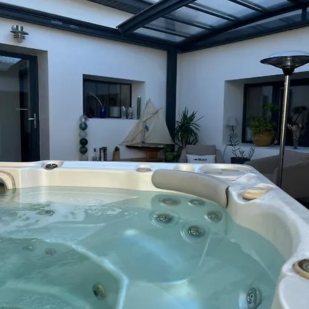 De La Dune, Apartamento